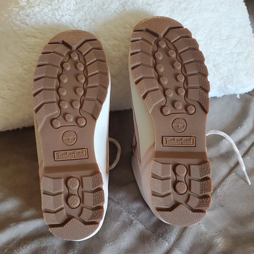 Women's Timberland hiker boots - Picture 3 of 5